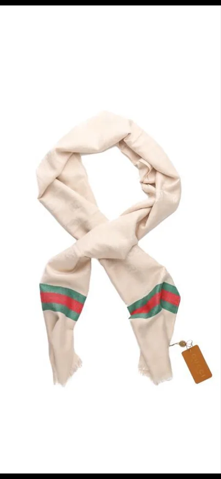 GG scarf