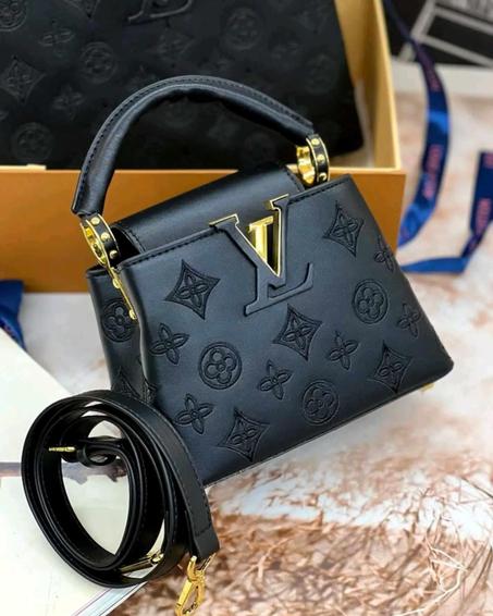 Capucines Mini LV