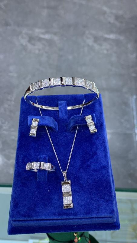 Ensemble 4 pièces argenté