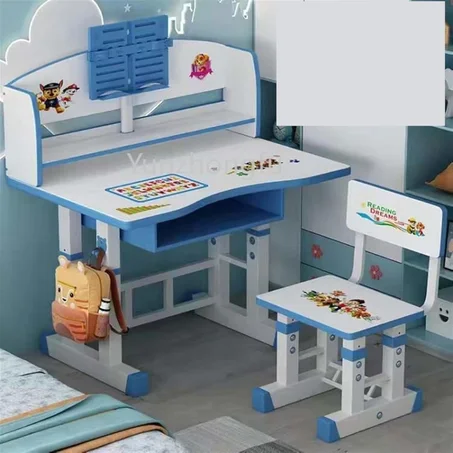 مكتب الاطفال المنزلي