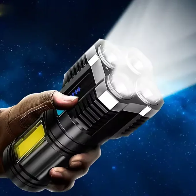 🔦 Lampe Torche Ultra-Puissante 4 Cœurs – Rechargeable par USB