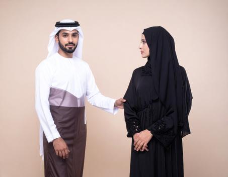 أزياء وملابس