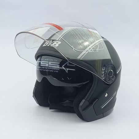 كاسك الدراجة النارية الماركة العالمية BYB