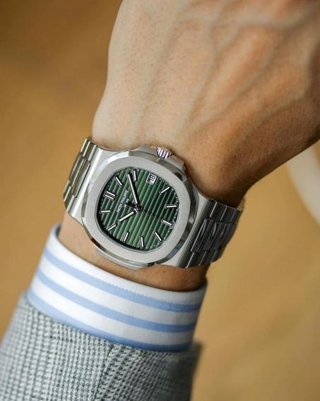 الساعة الرجالية patek philippe