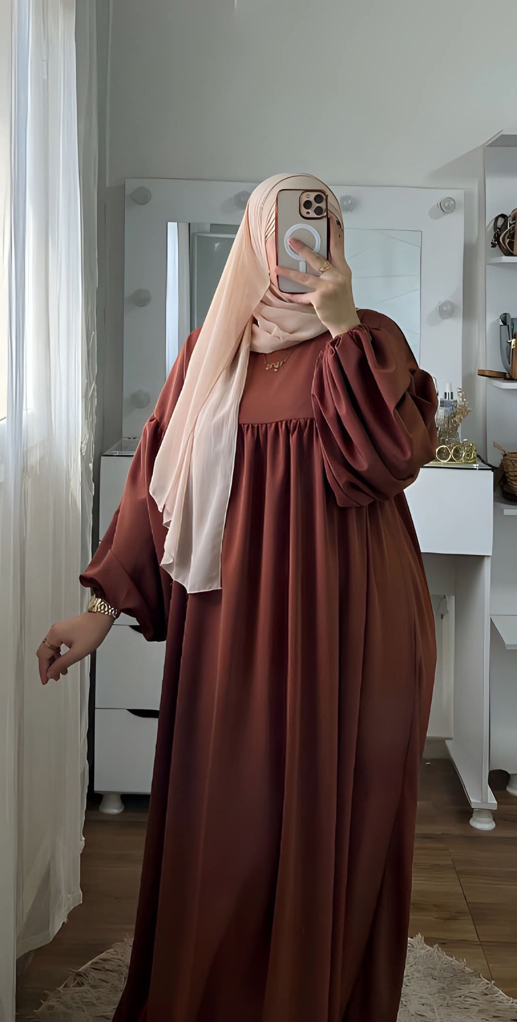 عبايات كلوش