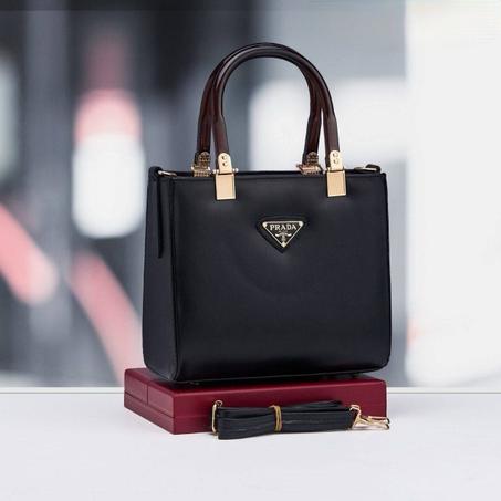 Nouveau sac prada