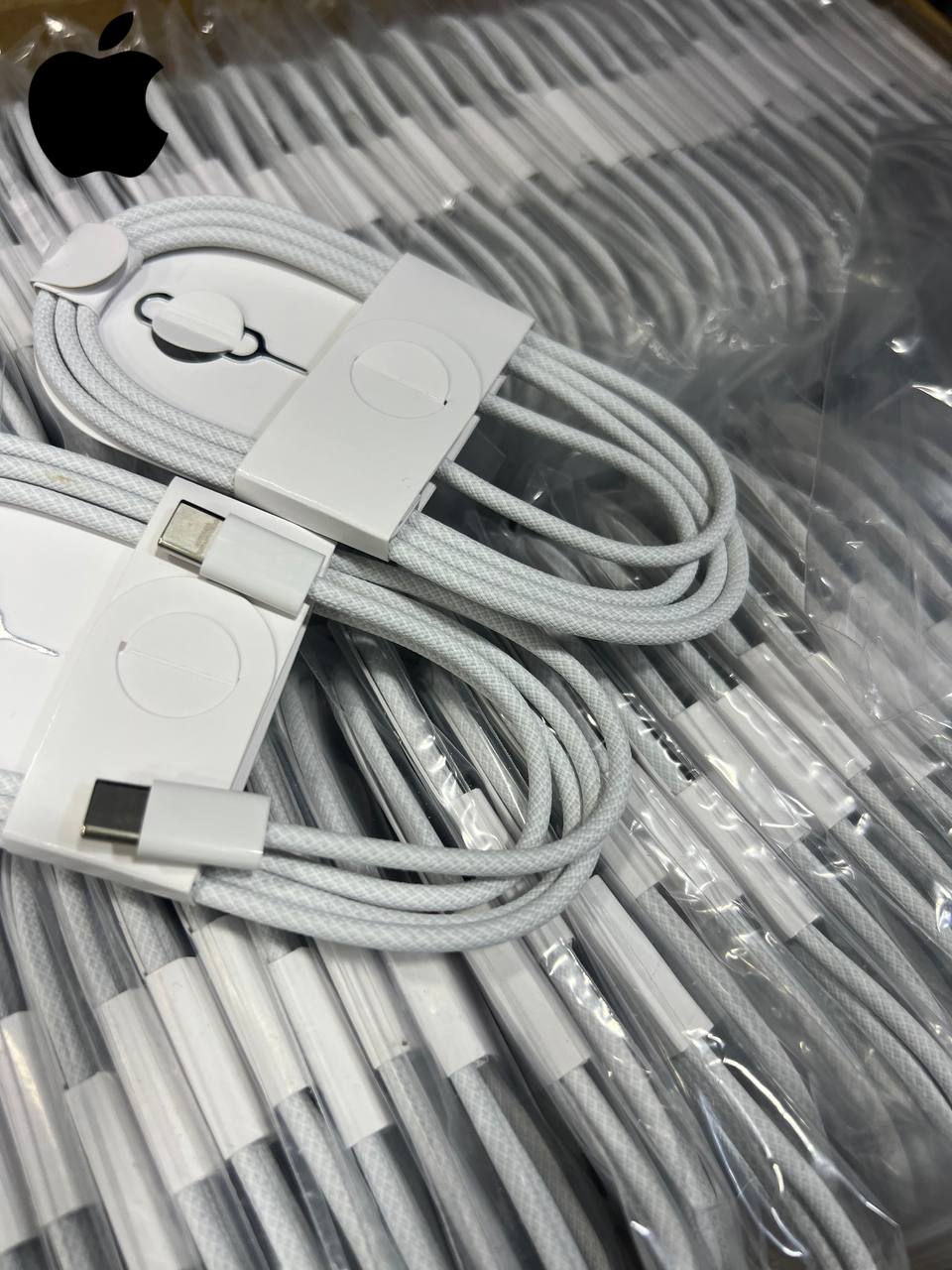 كابل Type-C إلى Type-C بطول 1 متر – نايلون مجدول – شحن سريع لأجهزة iPhone 15 / 16