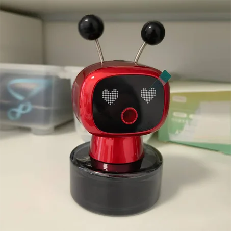 Diffuseur de Parfum Électrique Intelligent pour Voiture Robot — Brumisateur Aromatique Automatique Start/Stop & Lumières d'Ambiance LED