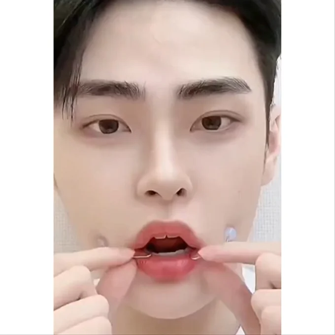 صانع الغمازات - Dimple Maker