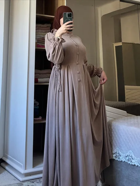 ✨ فستان نسائي محتشم من NAYA – أناقة ناعمة لكل سيدة ✨