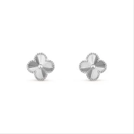 Ven Cleef Selver Earring
