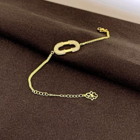 سوار رائع بديكور حرف O مرصع