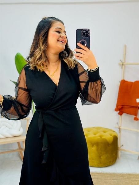 S63 robe avec manches transparentes