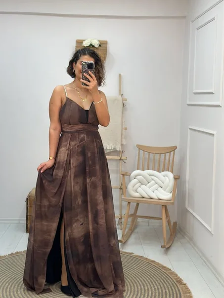 S 87 robe longue beige foncé