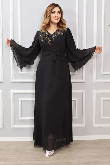 S76 robe soireé large brodée ceinturé