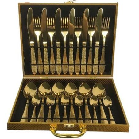 Ensemble de Couverts de Luxe Doré