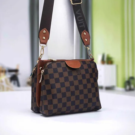 حقيبة يد نسائية