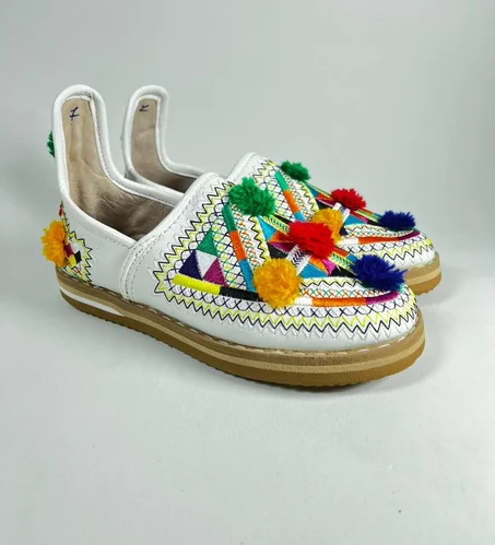 إيدوكان أبيض بتاوشكينت