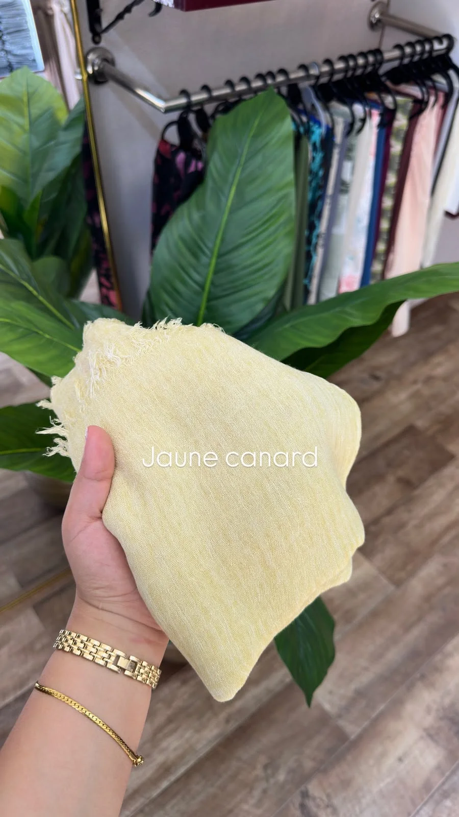 Hijab Thaïlandais Refiled/ couleur : jaune canard