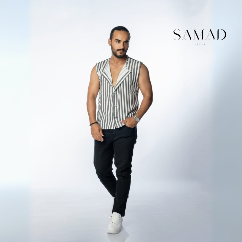 Chemise sans manches à rayures grises et blanches