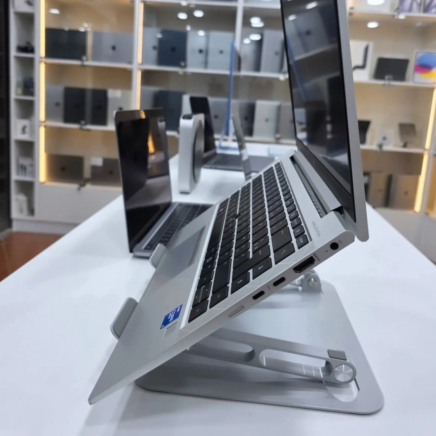 HP ELIBOOK 840 ECRAN TACTILE