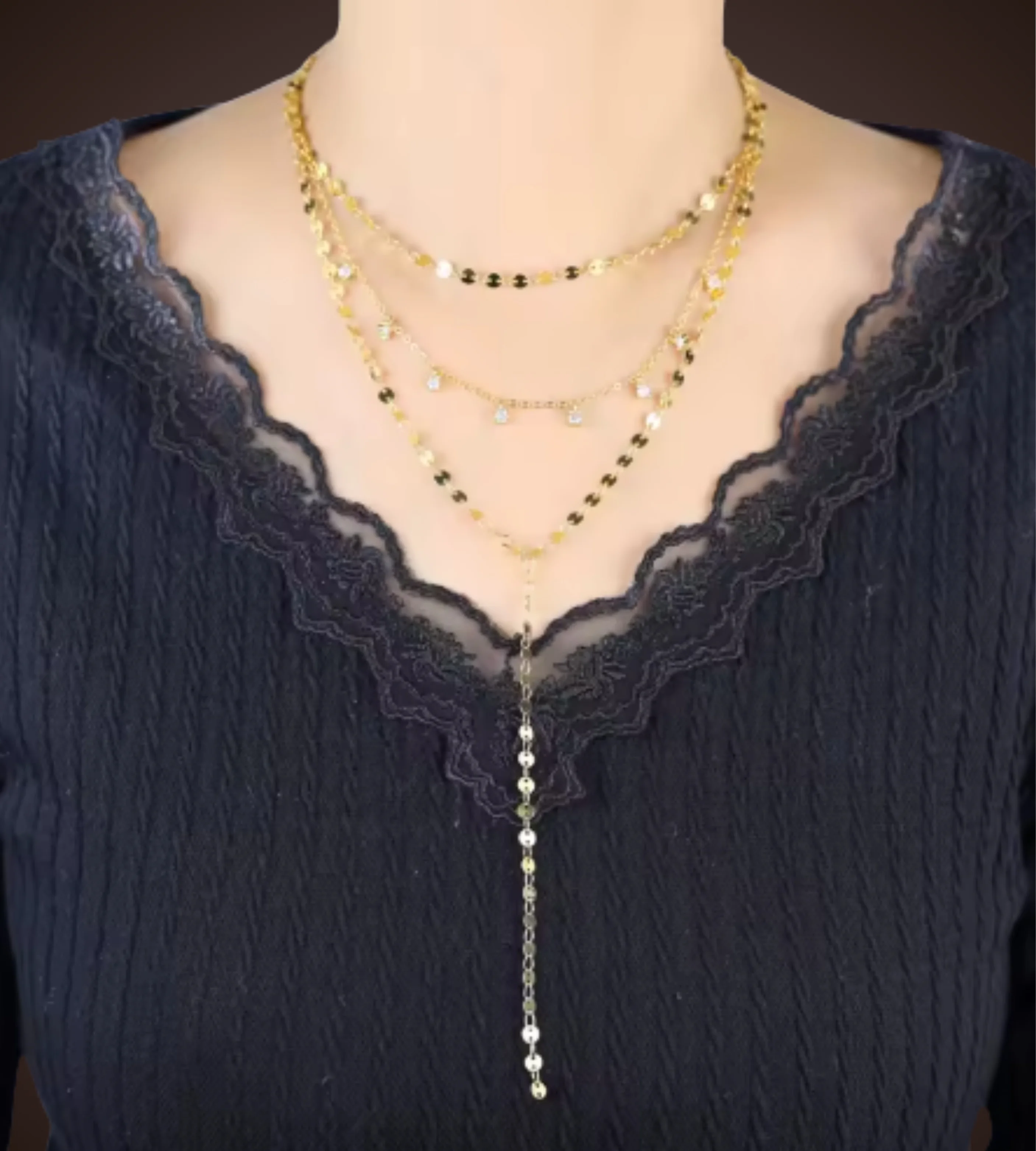 قلادة طويلة جديدة للنساء لعام 2025، بتصميم لاريات على شكل قرص، سلسلة متعددة الطبقات مزينة بالترتر وشرابة وقلادة من الزركونيا المكعبة اللامعة.