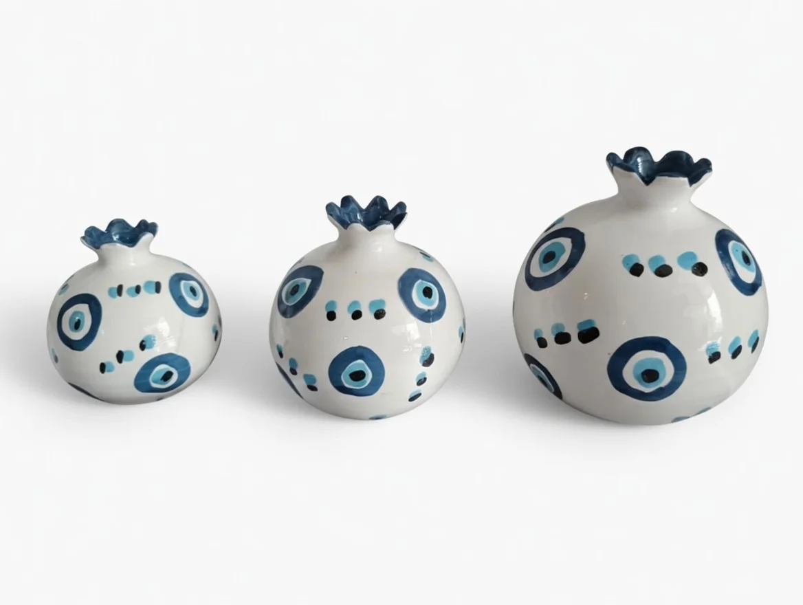 Set di tre melagrane decorative in ceramica