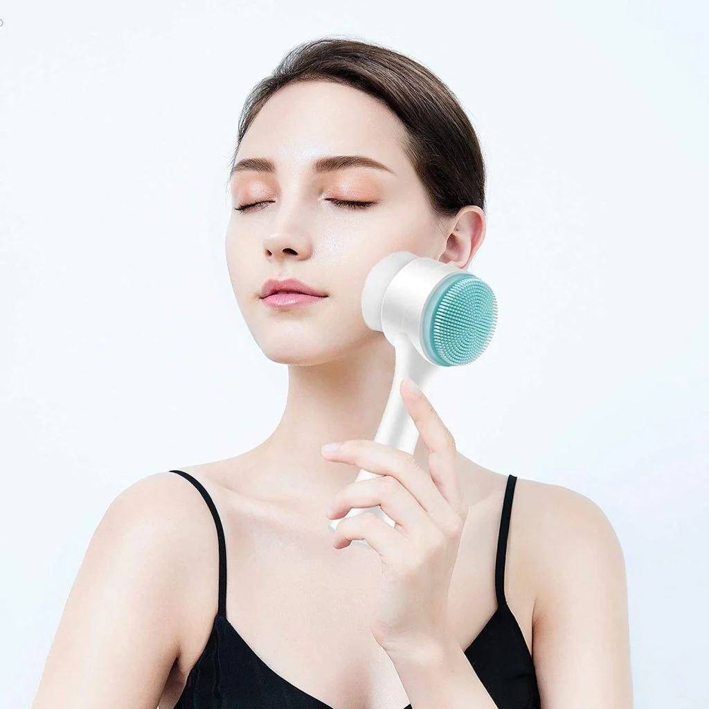 Cepillo Facial 2 en 1 de Silicona Zahira™