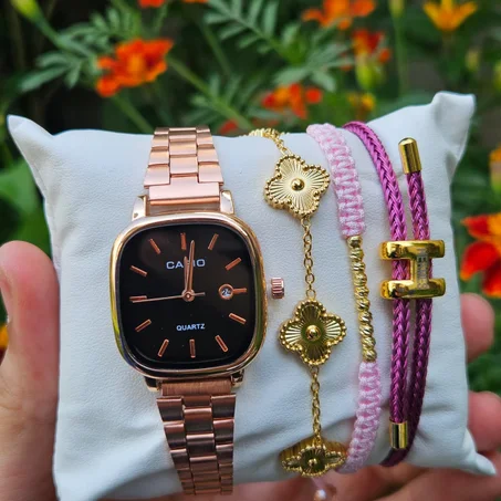 Pack montre casio et 3 brasli femme