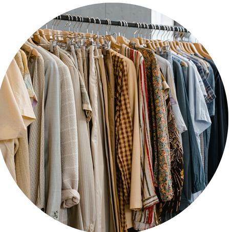 الملابس وٱلأحذية