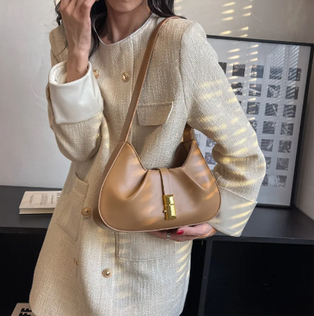 حقيبة الأنثى الأنيقة