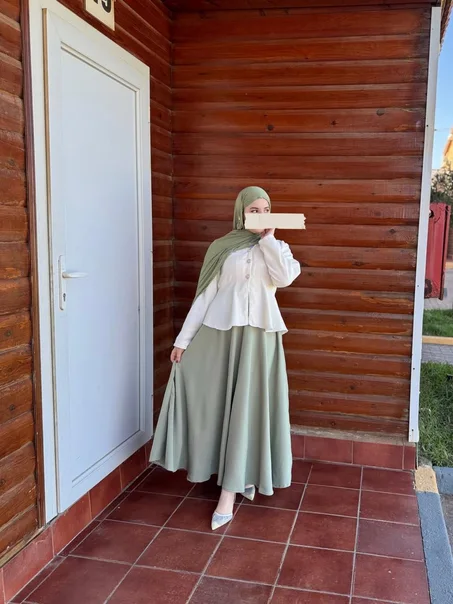 ✨ طقم أناقة محتشمة راقية – إطلالة أنثوية فاخرة لكل مناسبة