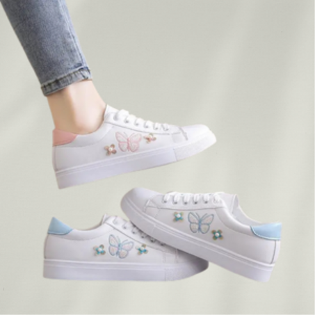 حذاء نسائي أبيض أنيق وعصري – مريح وخفيف لكل يوم