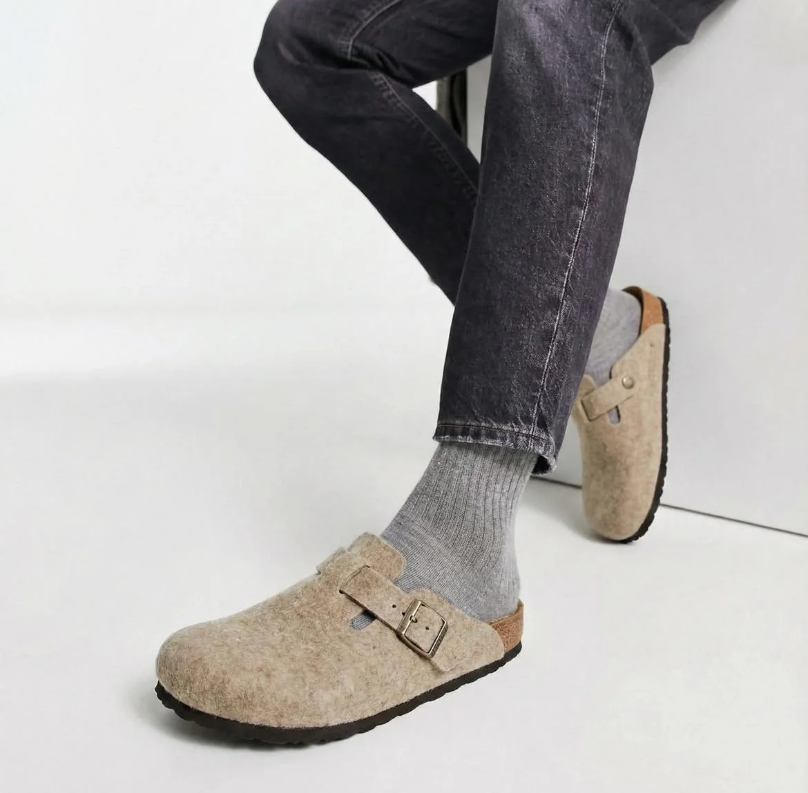 Sabot Médical en Cachemire Premium – Beige Naturel