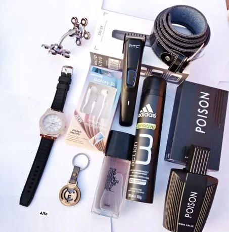 حزمة هدايا رائعة للرجال  تتكون من 9 قطع