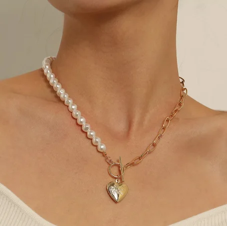 Collier cœur doré