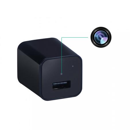 كاميرا مراقبة وشاحن موبايل في جهاز واحد