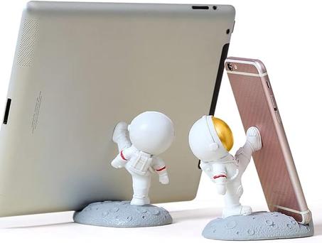 حامل هاتف على شكل رائد فضاء من سنبوس – حامل هاتف مبتكر ومريح للمكتب والمنزل​