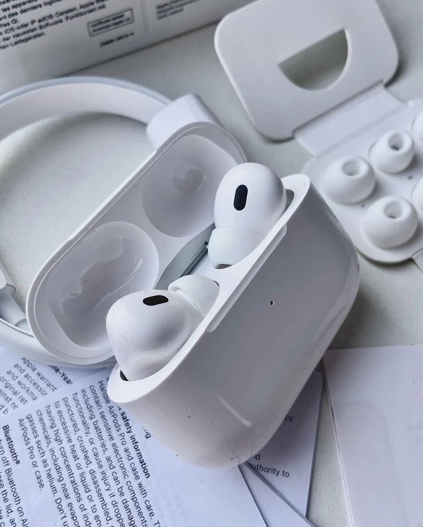 ( AirPods Pro ( 2GEN) Premium Quality  Type C ( 365 GARANTIE