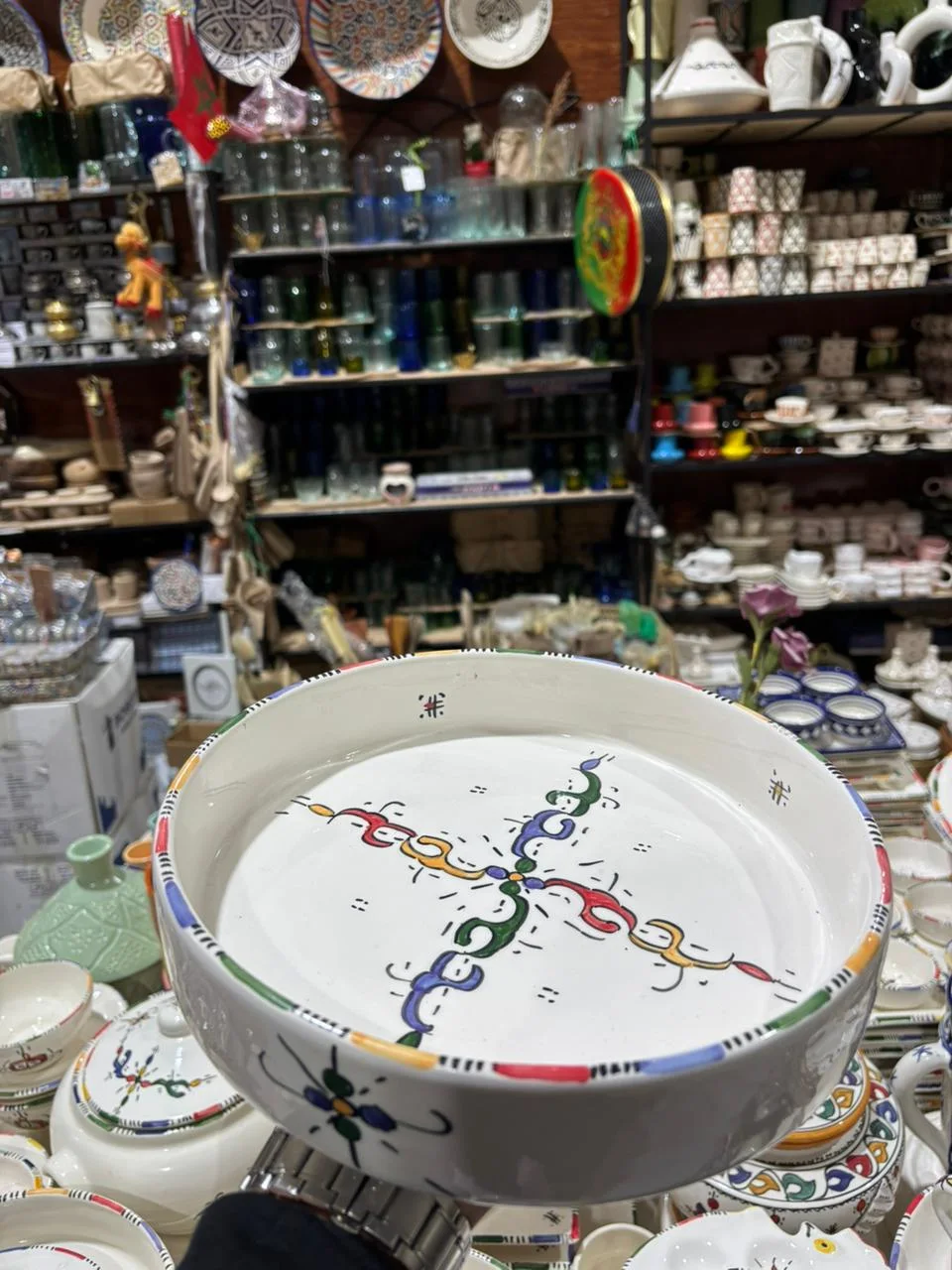Plat Rond en Céramique Artisanale Marocaine