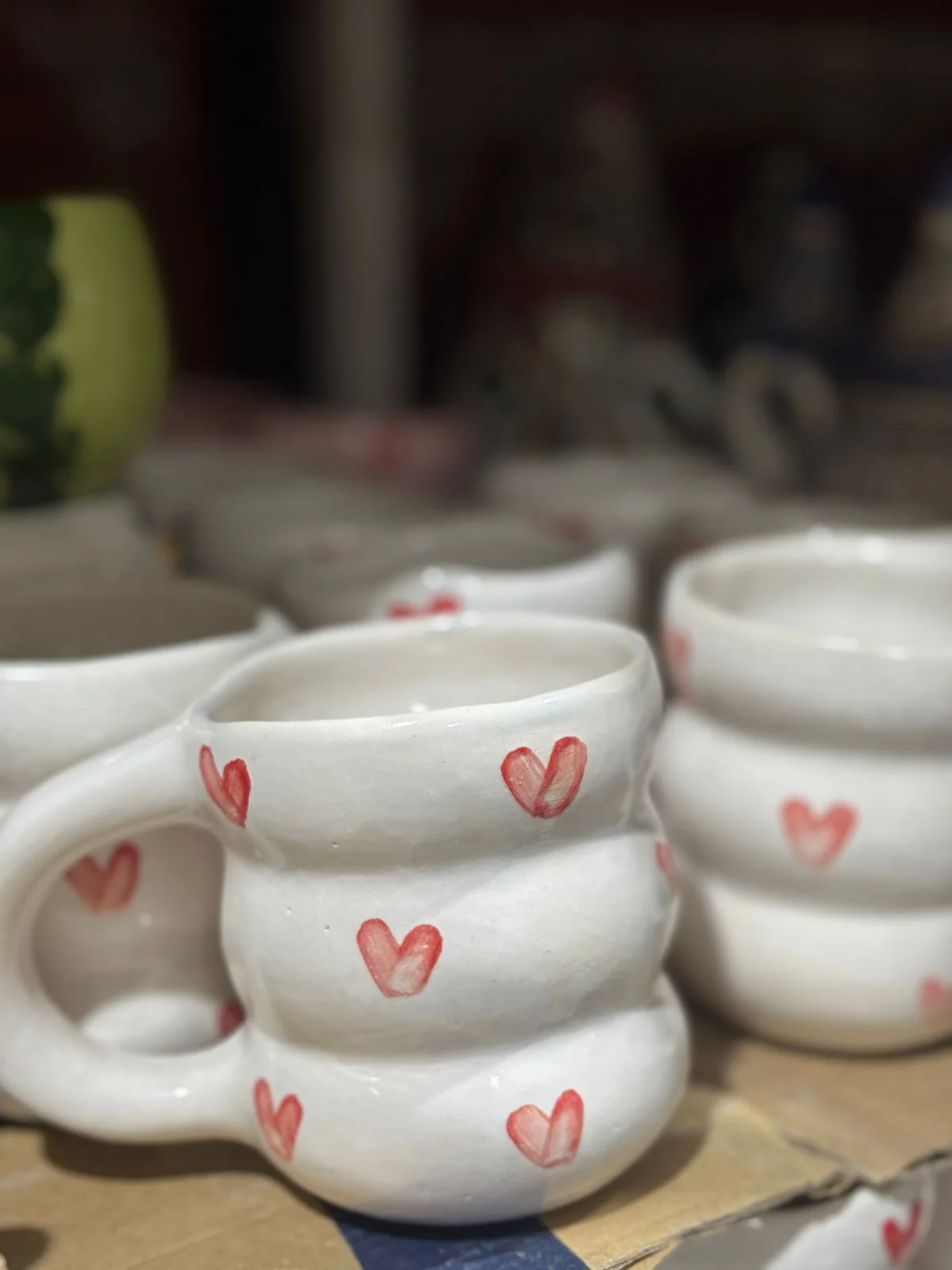 Tasse à café artisanal Tayri coeurs