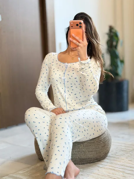 Pyjama Petite Fleur – Douceur & Féminité