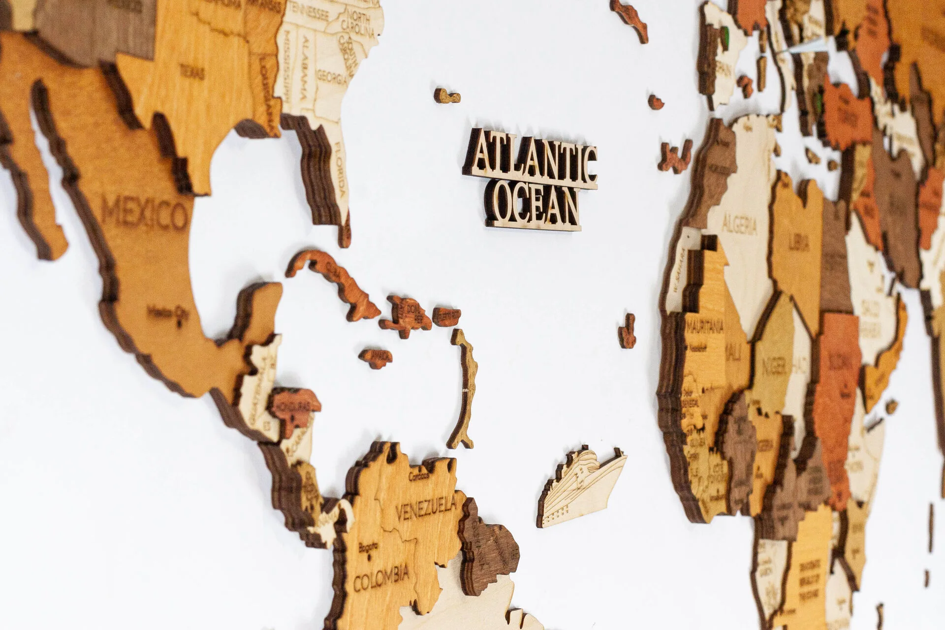 3D Carte du monde en bois !