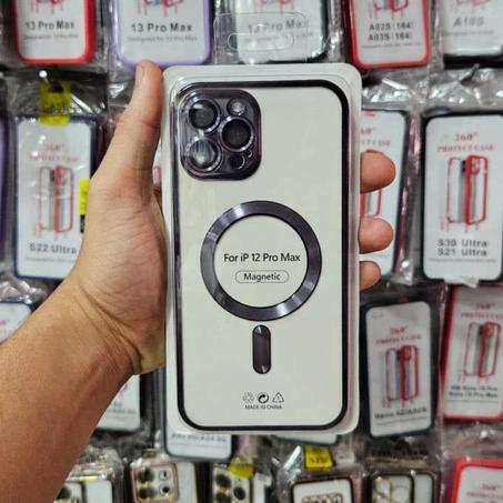 pochette iphone 12 pro max
