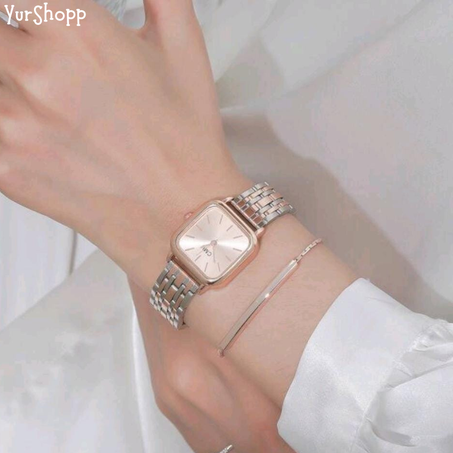 ساعة يدوية نسائية مع براسلي ⌚