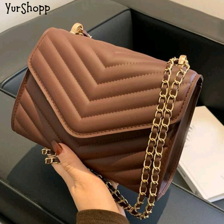 حقيبة نسائية جلدية 👜