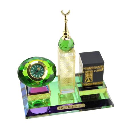 ديكور يتكون من البرج ساعة والكعبة