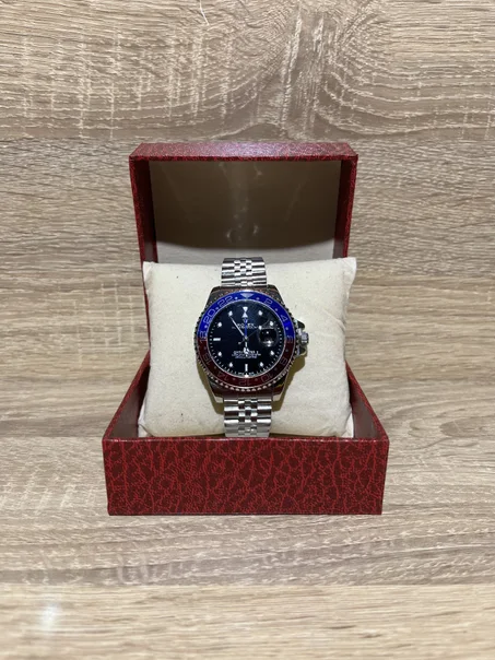 Rolex gmt Pepsi