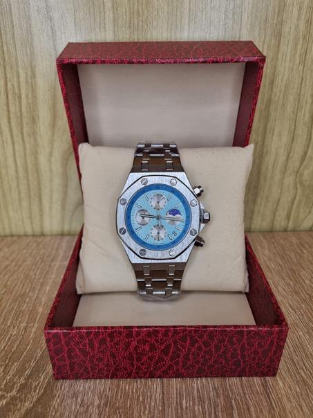 AUDEMARS PIGUET chronographe bleu ciel