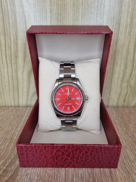 ROLEX OYSTER rouge